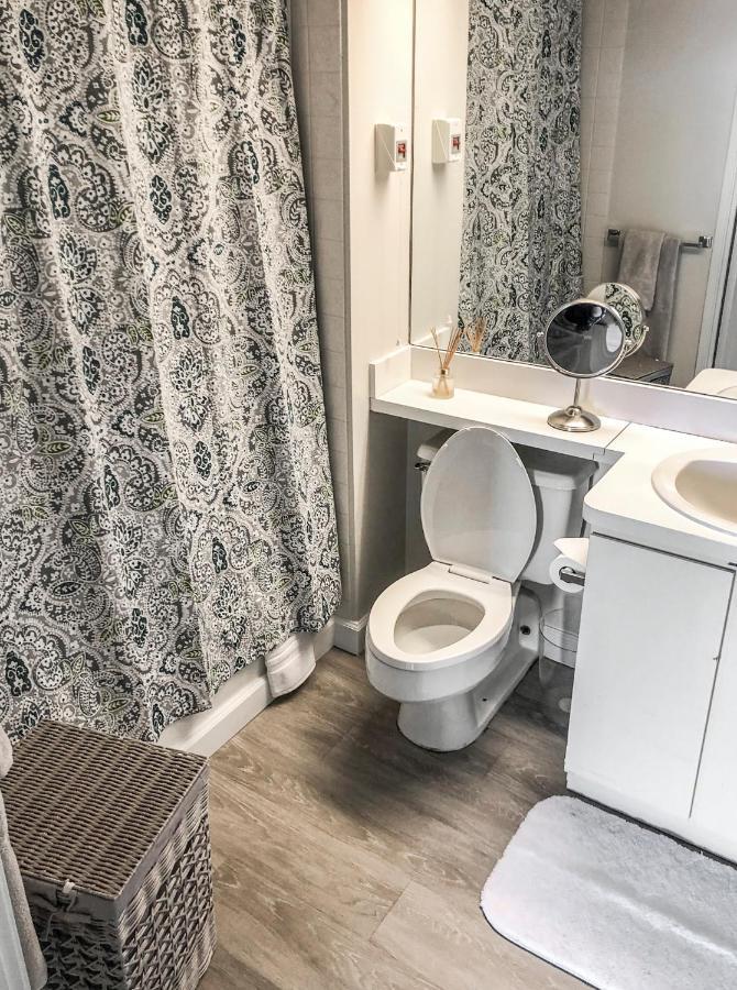 Short Term Rentals At The Park At Trowbridge Senior Community Southfield Extérieur photo
