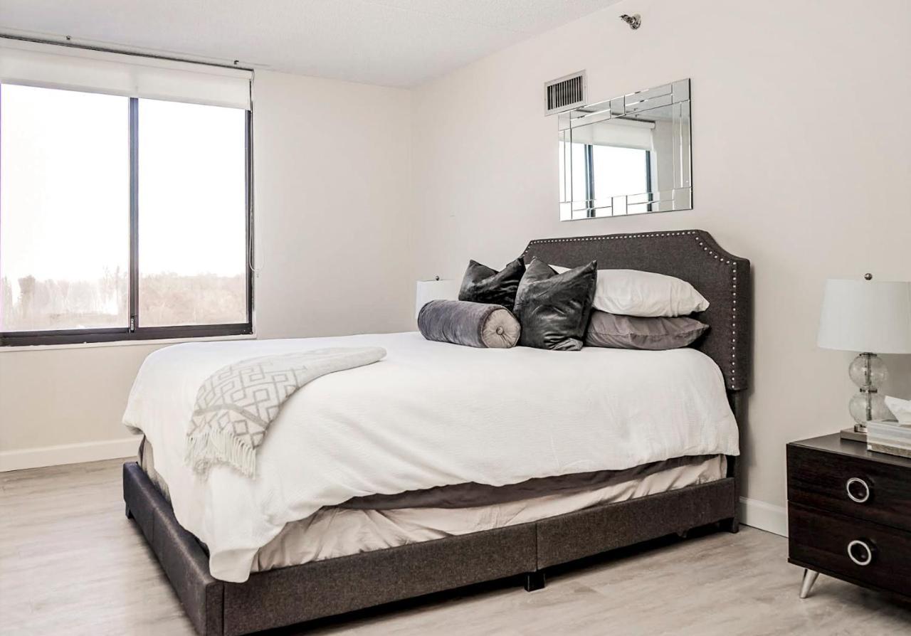 Short Term Rentals At The Park At Trowbridge Senior Community Southfield Extérieur photo