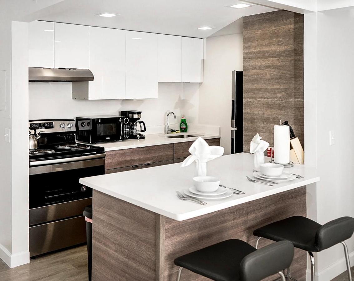 Short Term Rentals At The Park At Trowbridge Senior Community Southfield Extérieur photo