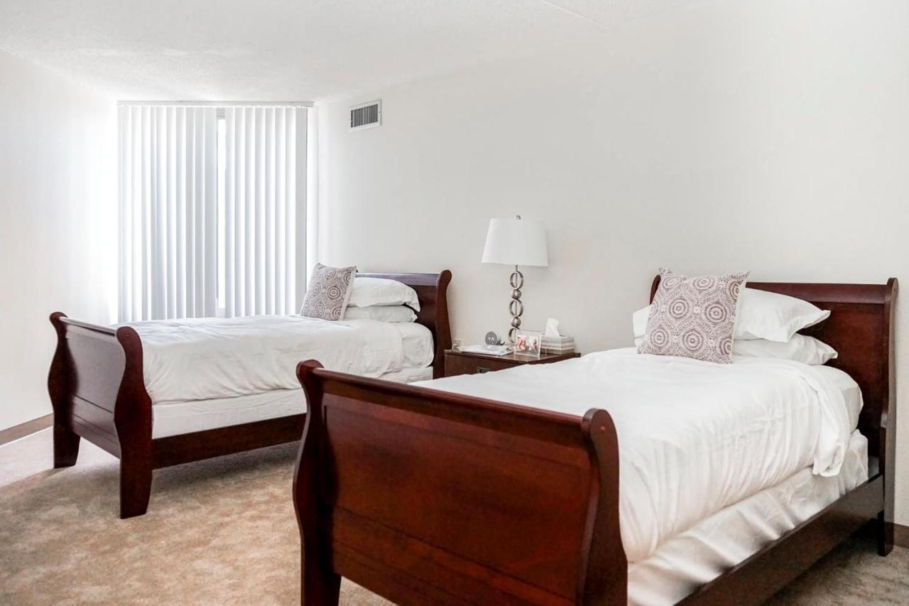 Short Term Rentals At The Park At Trowbridge Senior Community Southfield Extérieur photo