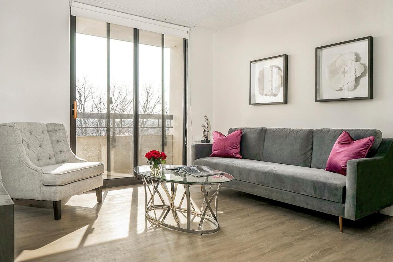 Short Term Rentals At The Park At Trowbridge Senior Community Southfield Extérieur photo