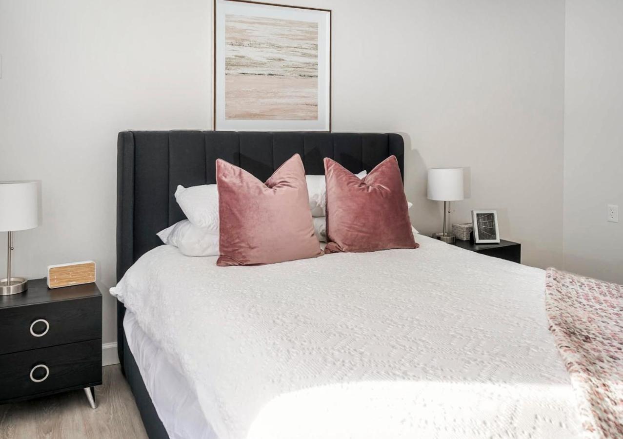 Short Term Rentals At The Park At Trowbridge Senior Community Southfield Extérieur photo