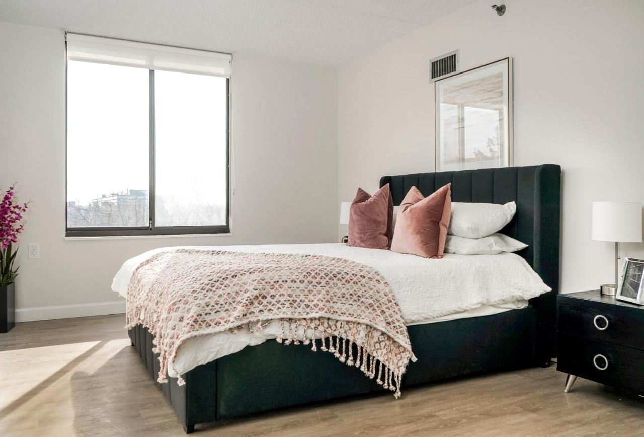 Short Term Rentals At The Park At Trowbridge Senior Community Southfield Extérieur photo
